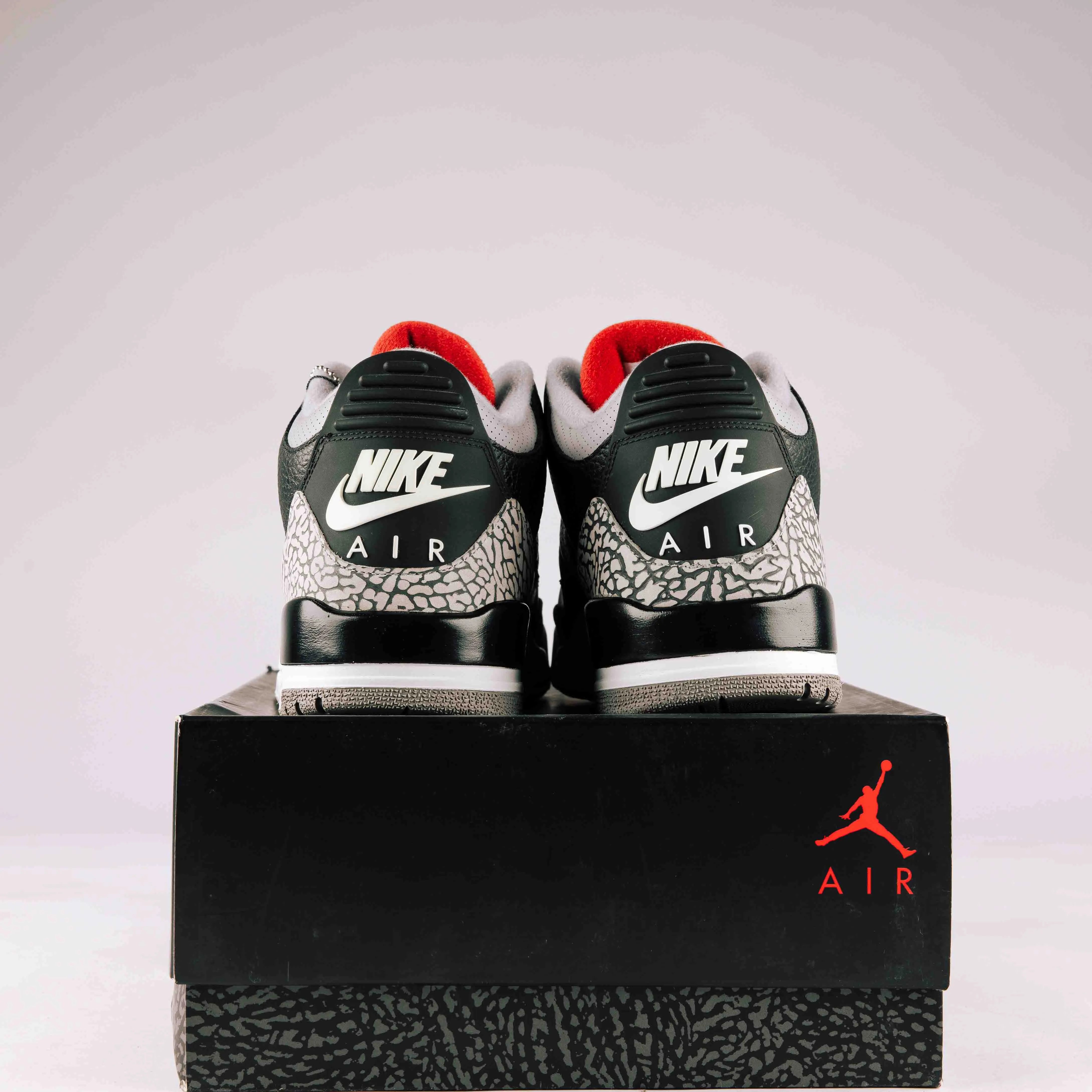 Jordan 3 Retro Black Cement (2018) - Used - 2003