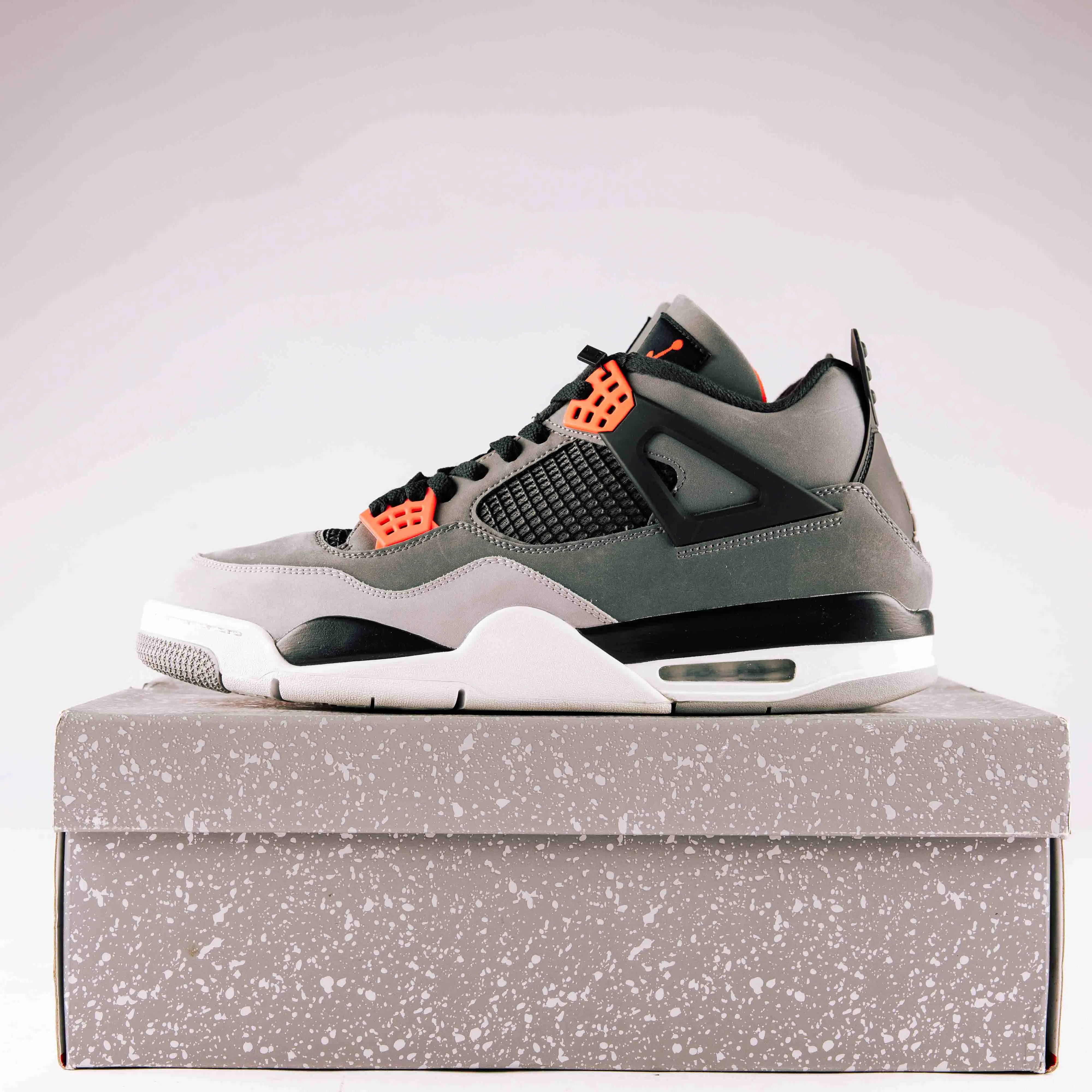 Jordan 4 Retro Infrared - Used - 0524